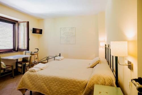 Double Room with Pool View