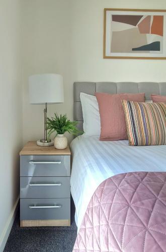 Picture of City Centre 2 Bedroomed Apartment - Great Views - Wifi