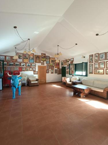 Casa Rural con Piscina, Celebración Eventos y Bodas Cerca de Madrid (Casa Rural con Piscina, Celebracion Eventos y Bodas Cerca de Madrid) in 聖克魯斯德拉薩爾薩