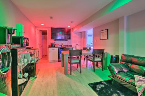 Modern DC Apartment about 6 Mi to National Mall! in Washington, USA