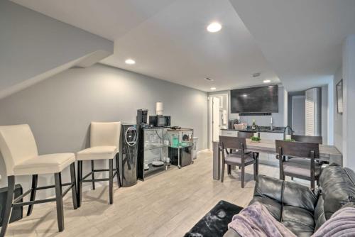 Modern DC Apartment about 6 Mi to National Mall!
