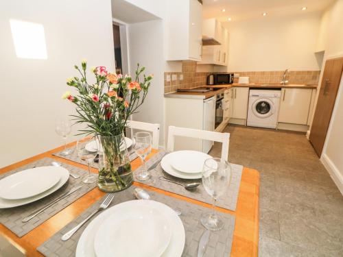 3 Brookside Cottages - image 8