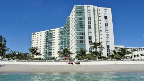 THE TIDES 2bedrooms apt 14th floor WE ARE ON THE BEACH! in Hollywood, USA