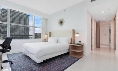 AKA Brickell Hotel 26 floor