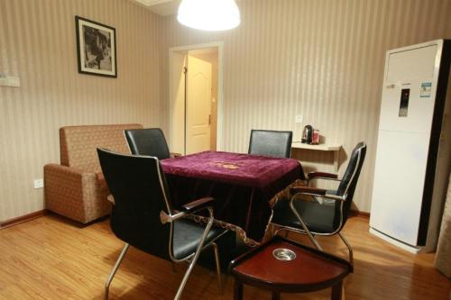 He Xi Business Hotel