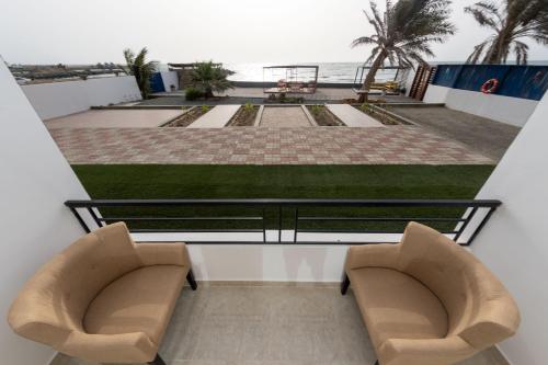 Balcony/terrace, استراحة نادي اورجان Orjan Guest House in Hilf