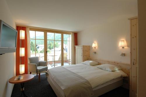 Schweizerhaus Swiss Quality Hotel - image 6