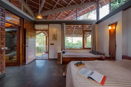 Estate Stay - Riverside Coffee in Coorg