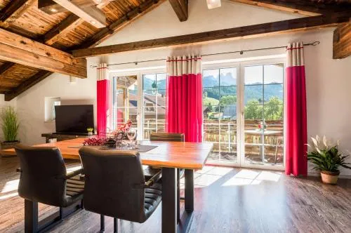 Suite Sinfonie Bergstille in Grän, Österreich