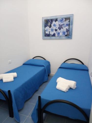 Two-Bedroom Apartment room in Sciabika Edificio Flowers