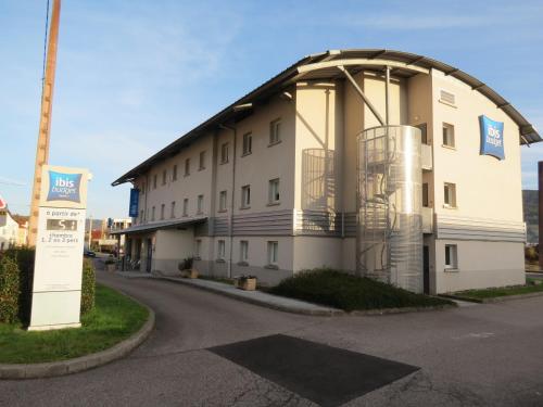ibis budget Remiremont - image 8
