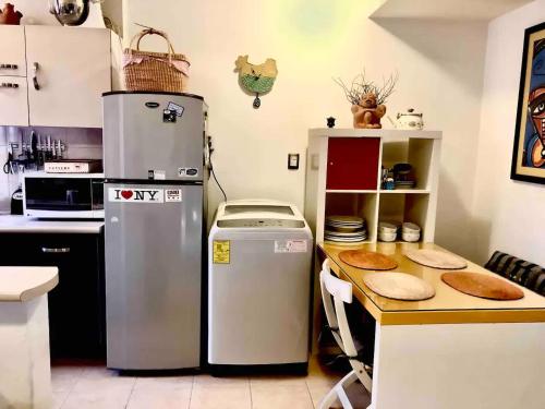 Cozy & Full Apt in Coyoacan Great for Long Stays in Mexico City, Mexico