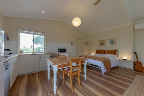 Konyha, Meander Retreat - Garden Studio with dog park in Springton
