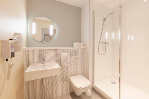Ванная комната, Ibis Budget Mont De Marsan in Мон-де-Марсан