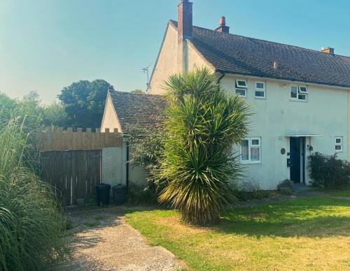 Sea Bean 2 Bedroom House Manorbier Tenby Pet Friendly