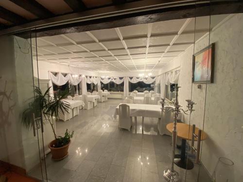 Eifel Hotel Haus West - image 6