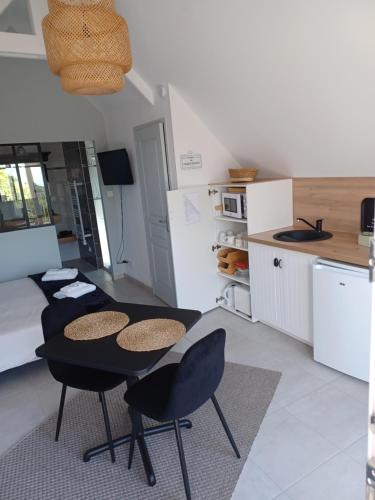 Cocina, Appartement Lu'ermael avec vue Mont Saint Michel in Ducey