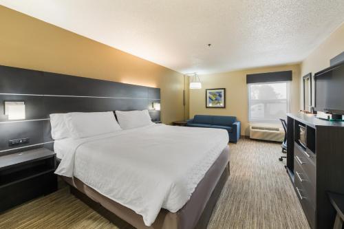 Holiday Inn Express London-I-70, an IHG Hotel