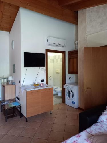 Shared lounge/TV area, Appartamento Fiordaliso 2 in Montichiari