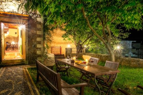 Ifigenia Luxury Suites and Villas - image 5