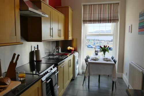 Picture of Shellseekers Holiday Apartment, Llandudno