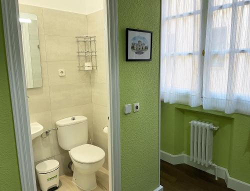 Hostal San Martin - image 6