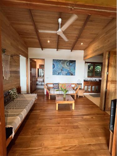 Madera Vista Villas Santa Teresa