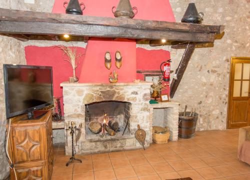 Accommodation in Darnius