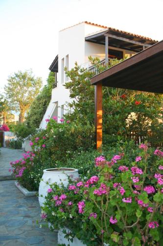 Proimos Maisonnettes - image 7