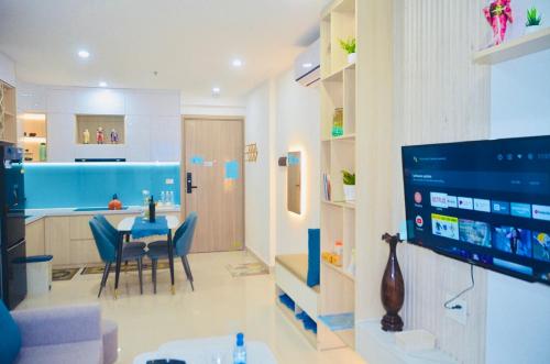 Three-Bedroom Apartment image 1