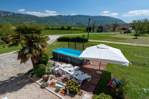 Family friendly apartments with a swimming pool Cepic, Central Istria - Sredisnja Istra - 11636