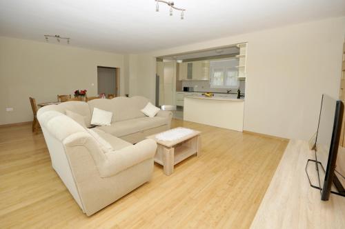 Apartments with a parking space Plano Trogir - 11649 - image 7