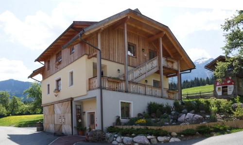 Facilities, Schonauerhof in Schlanitzen