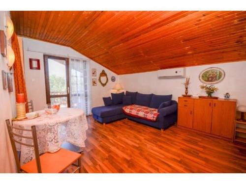 Two-Bedroom Apartment with Terrace and Sea View image 10