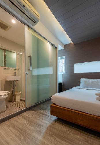 The Period Pratunam Room Type - Superior Double Room