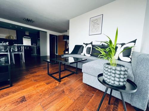 Picture of 2 Bedroom Penthouse Birmingham