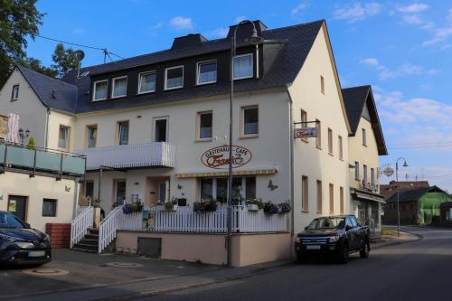 Gästehaus - Café Frank - Accommodation - Antweiler