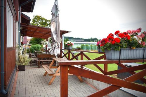 Apartmán Restaurace 16 (Apartman Restaurace 16) in วิโดคอฟ