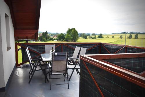 Apartmán Restaurace 16 (Apartman Restaurace 16) in วิโดคอฟ