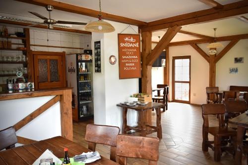 Apartmán Restaurace 16 (Apartman Restaurace 16) in วิโดคอฟ