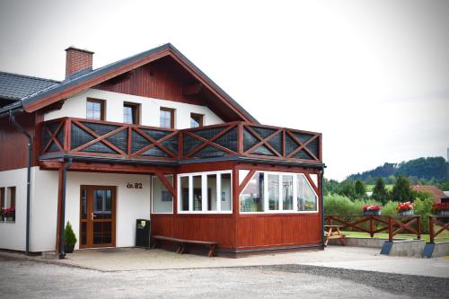 Apartmán Restaurace 16 (Apartman Restaurace 16) in วิโดคอฟ