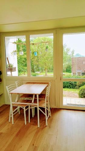 Skats, Le cottage du Marais. in Houlle