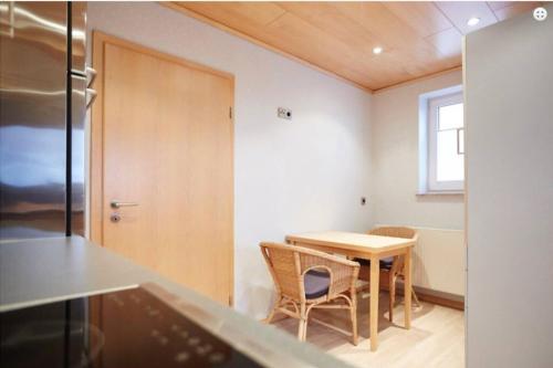 Ferienwohnung Tannen-Apotheke Zwei ab 5P mit drittem Schlafzimmer und extra Dusche WC in Mengerskirchen