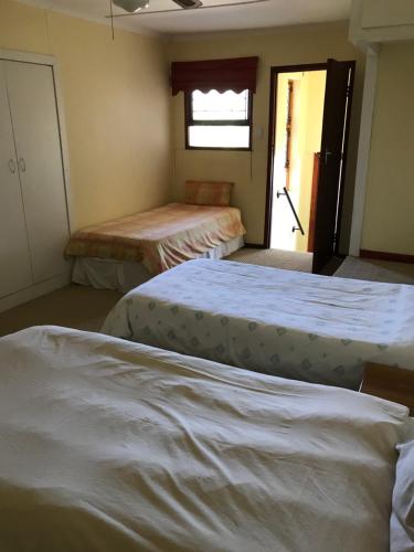 1 double bed