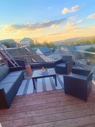 Stadt-Appartement über den Dächern von Annaberg