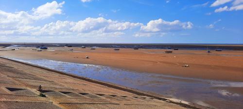 Cosy and stylish house on the coast near Liverpool