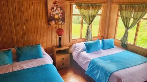 Mindo GlamBird Glamping & Lodge