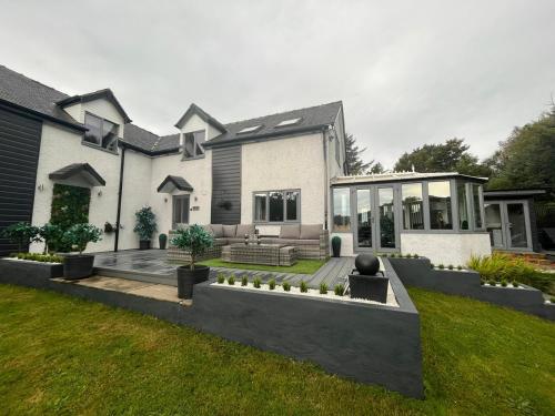 A szálláshely kívülről, Brae Hoose in Arisaig