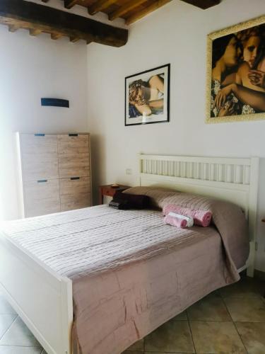 La Dormeuse, Lucignano (fotografie 7)