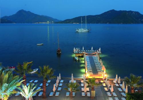 Double or twin room, sea view